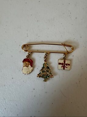 Gold-tone Christmas Charm Safety Pin Brooch - Santa, Tree & Gift